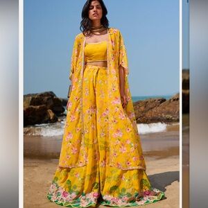 Yellow Floral Printed Crop Sharara Set - Lashkaraa